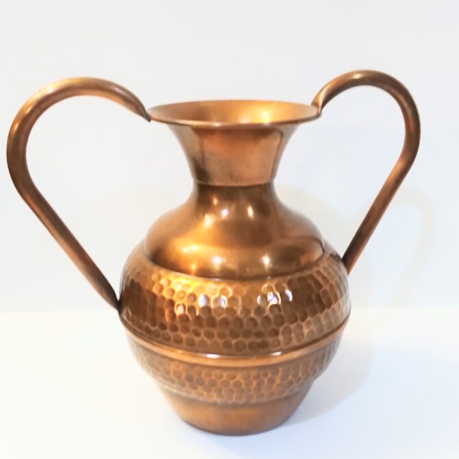 "Jarra de Bronce Doble Asa – Eco del Tiempo" - Imagen 2
