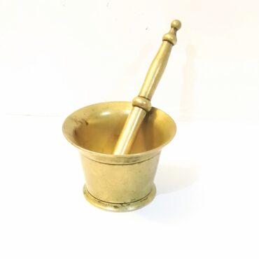 Mortero de Bronce Artesanal – Elegancia Clásica para Tu Cocina o Decoración