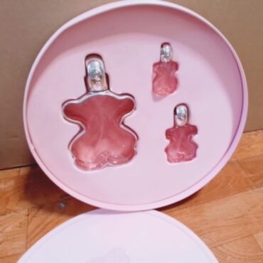 Set de Frascos Vacíos TOUS Rosé Bear – Icono de Ternura y Elegancia